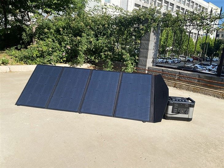200w pārnēsājams saules panelis ārpus telpām