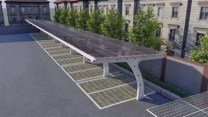 Autostāvvieta ar Saules sistēmu