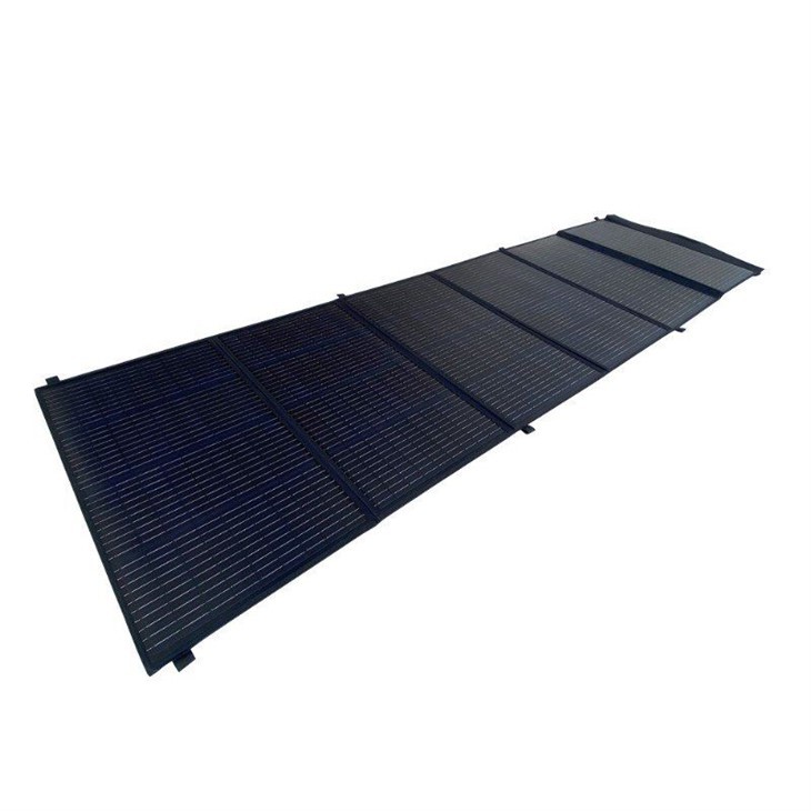 300 W salokāms saules panelis